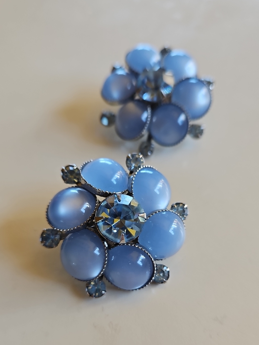 JUDY LEE light blue rhinestone and moonstone cluster Clip On Earrings